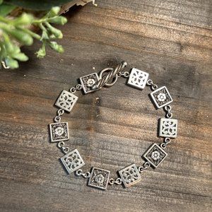 Lois Hill Granulated & Scroll Square Line Bracelet